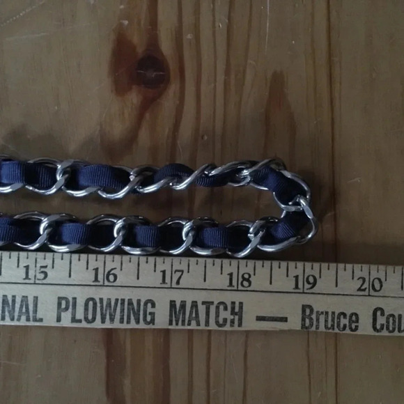 Aerie chain and ribbon necklace - Picture 2 of 4